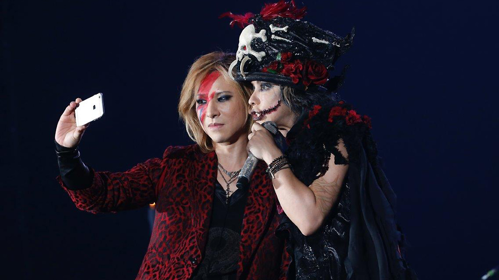 VAMPS【HALLOWEEN PARTY】初日レポ到着、BREAKERSがブルゾン