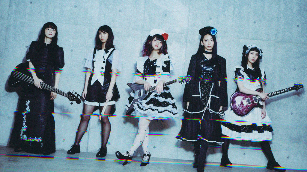BAND-MAID MAID IN JAPAN 小鳩ミク サイン入り Amazon.co.jp: 絶版◇BAND-MAID◇小鳩ミク◇インディーズ時代の