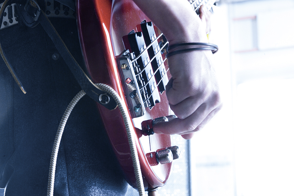 サンレントブラス