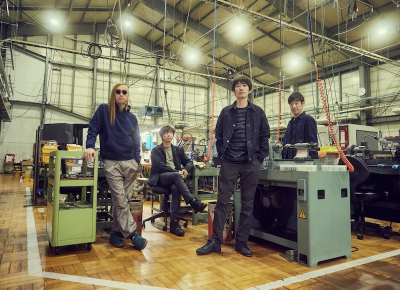 スピッツ、恒例のレギュラーイベント＜ロックロックこんにちは