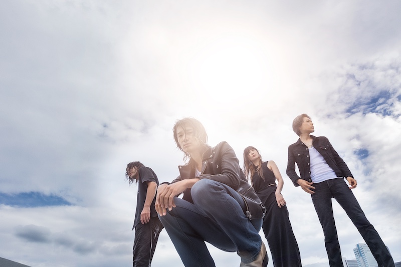 a flood of circle、新宿・歌舞伎町でフリーライブ＋今秋ニュー