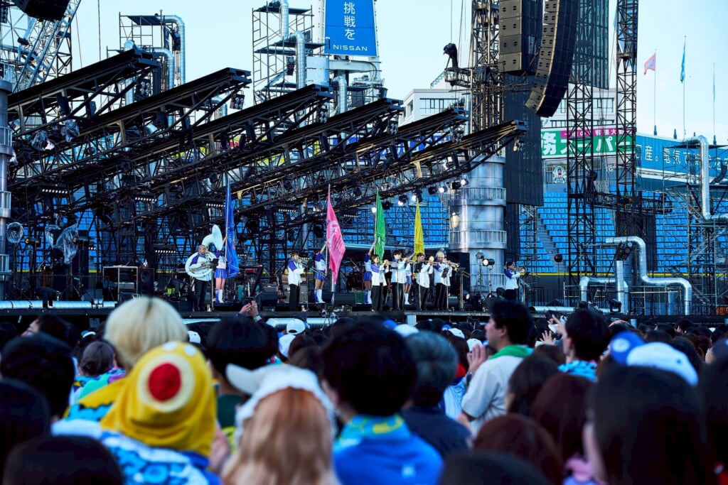 ライブレポート】マカロニえんぴつ、横浜スタジアム2DAYSに55,000人