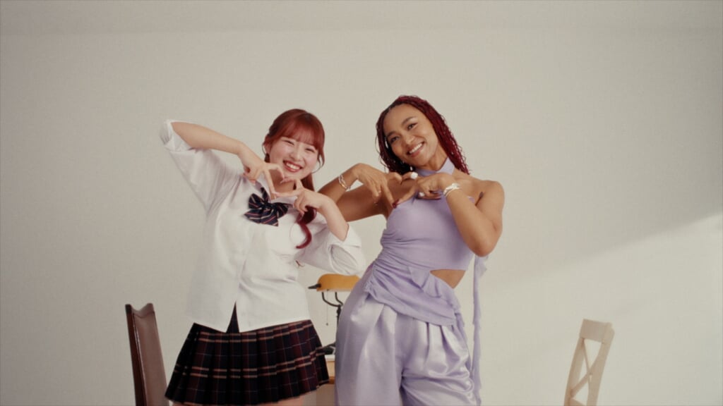 Crystal Kay、初のオールタイムベストアルバムから希空出演「恋