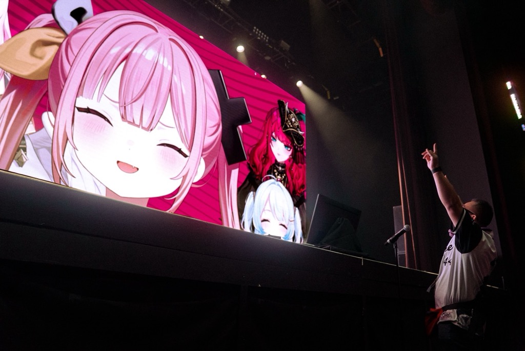 VTuberグループ・NOVA、ユニバーサルミュージックとの共同