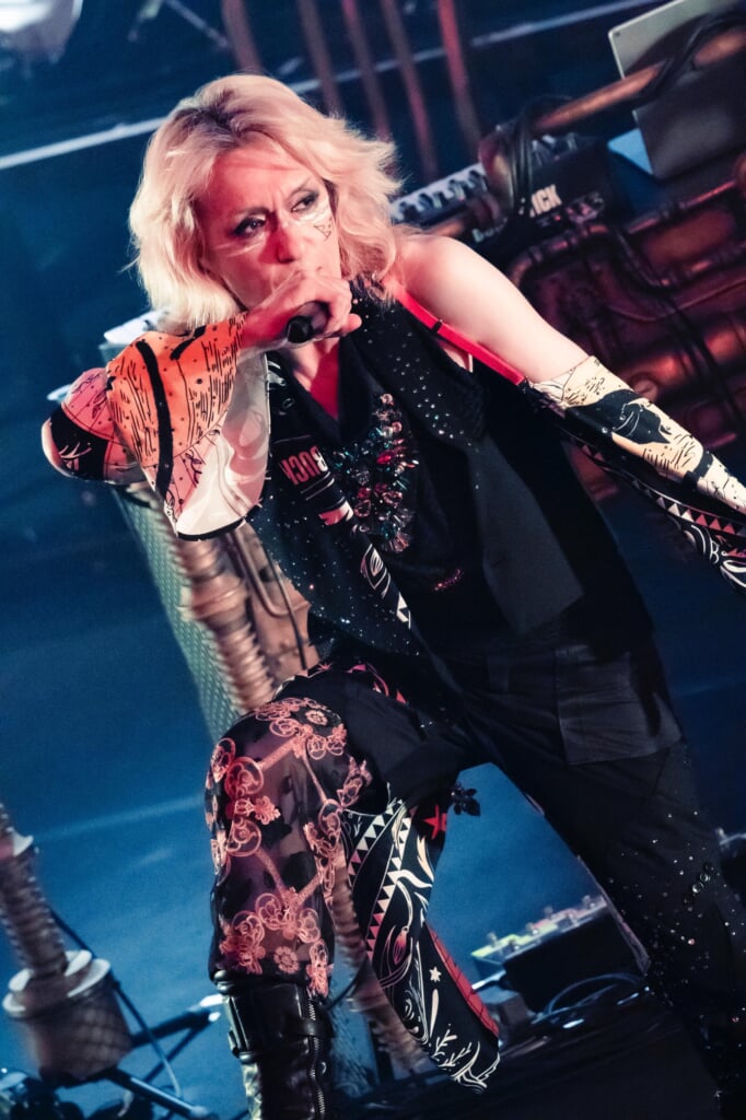 ライヴレポート】BUCK∞TICK、ツアー＜スブロサ SUBROSA＞追加公演