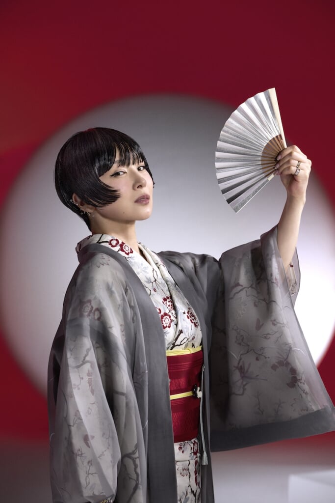 椎名林檎、濱尾ノリタカと共演した「松に鶴」MV公開決定 | BARKS