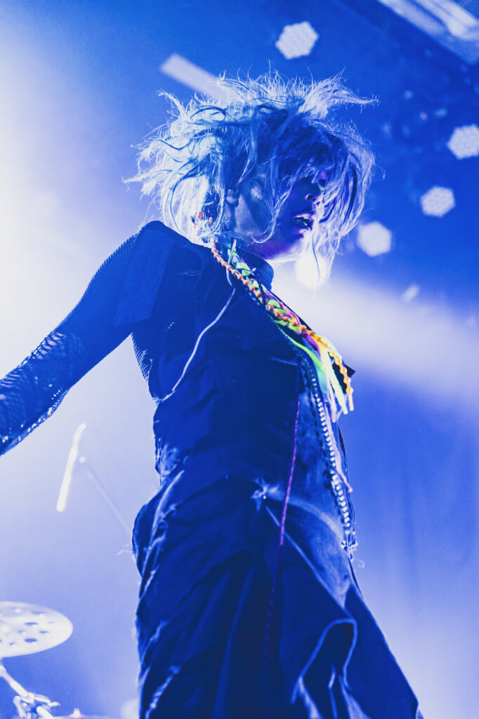 ライヴレポート】deadman、結成25周年ツアー開幕 “ここまでポジティヴ