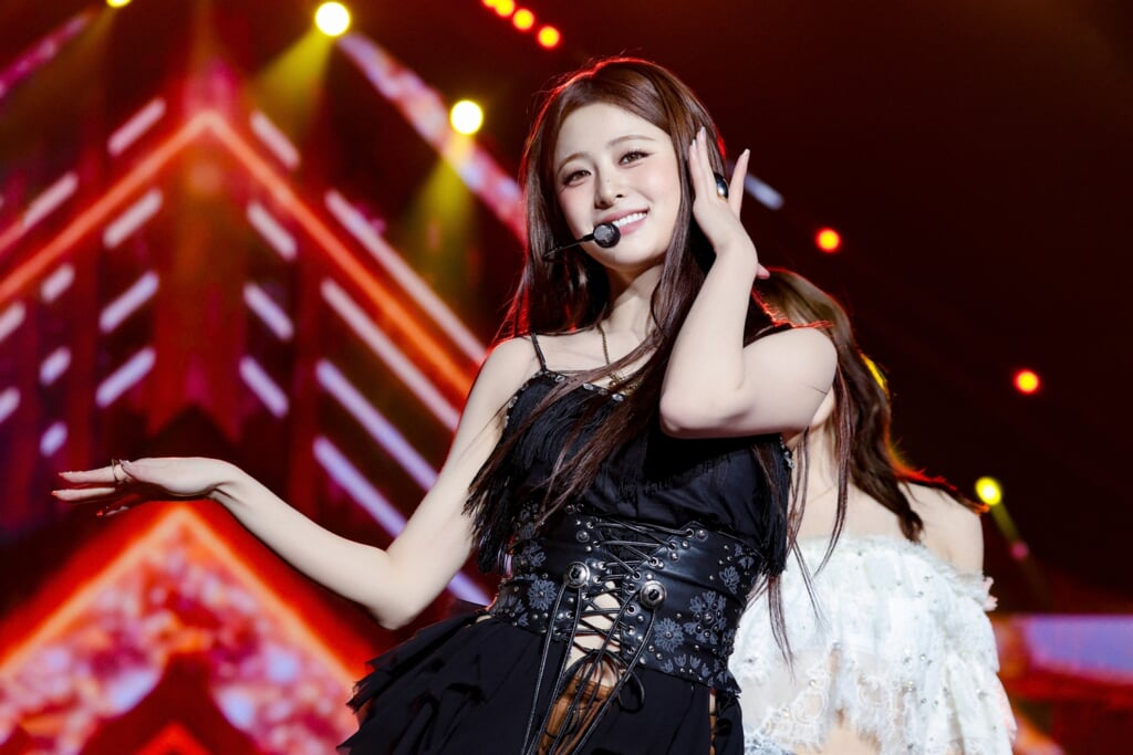 ライブレポート】LE SSERAFIM、アジアツアー完遂「全力を尽くしました