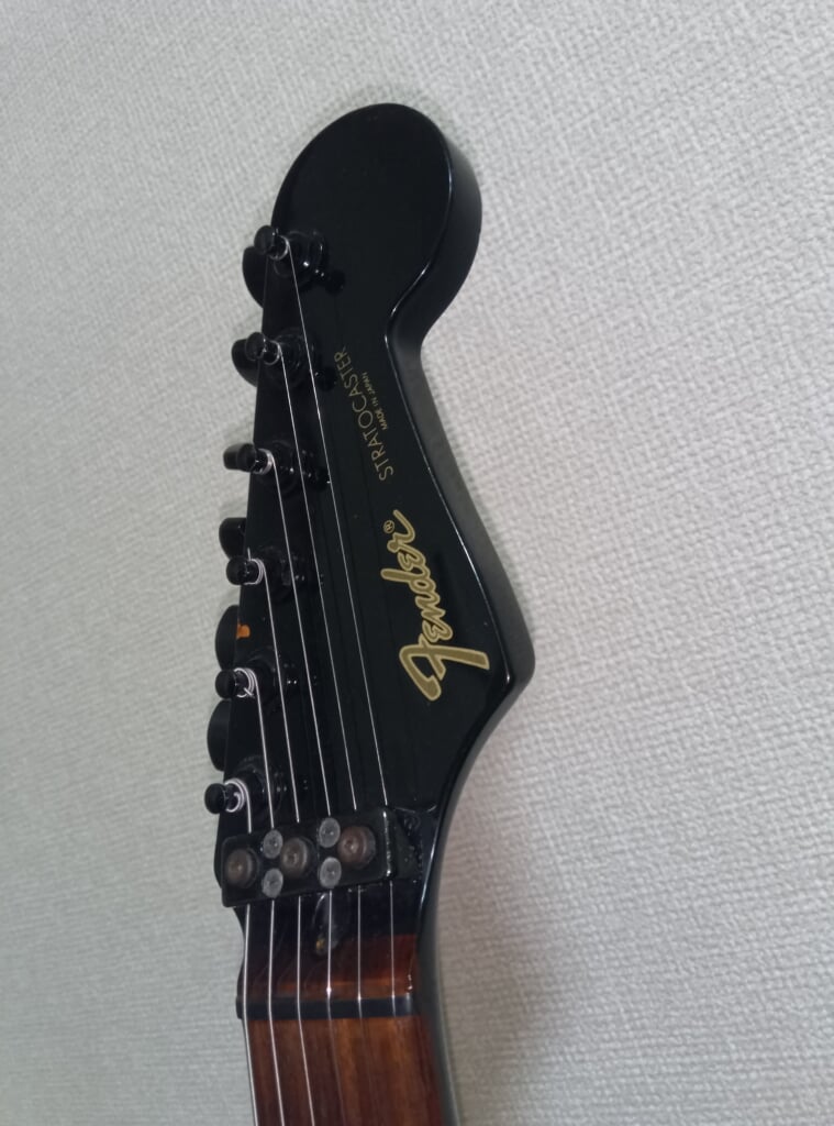 Fender ブラック ほとんど使われていません Fender ブラック ほとんど使われていません - メルカリ
