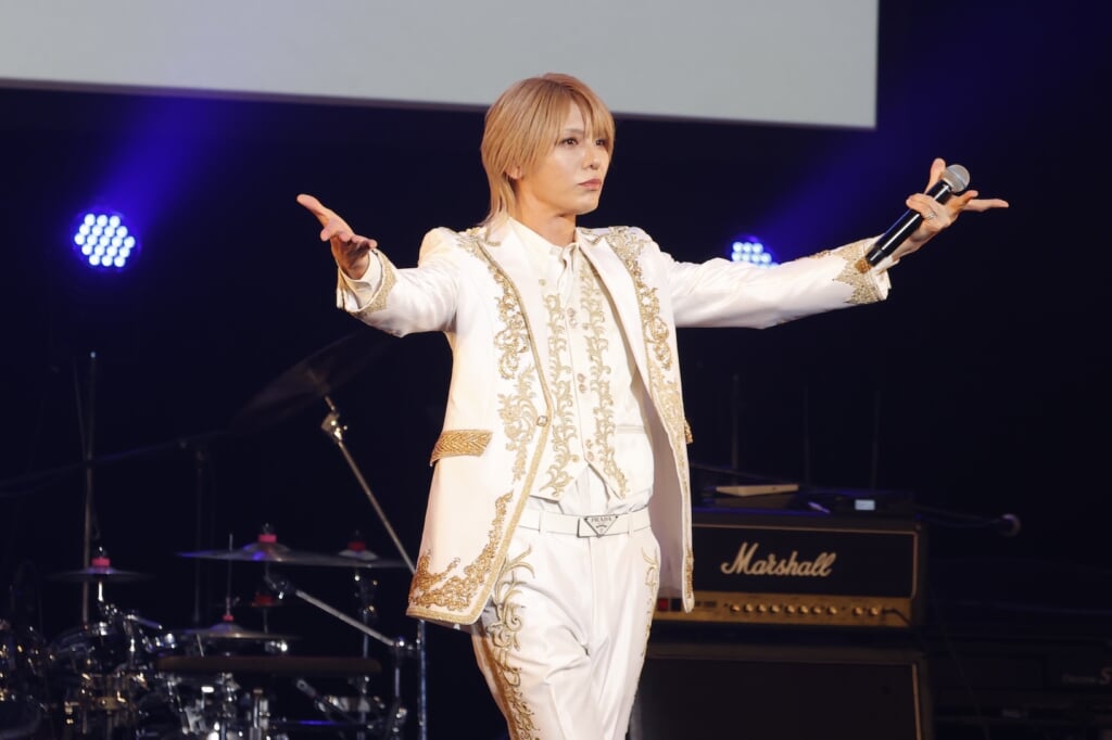 レポート】松崎しげる主催＜黒フェス2025＞に感動の歌「あと20回は続け