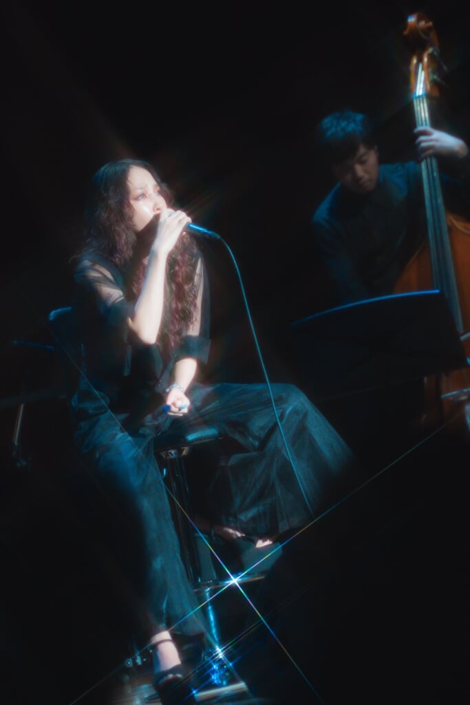 ライブレポート】中島美嘉、「大人が泣ける場所を作りたいと思って