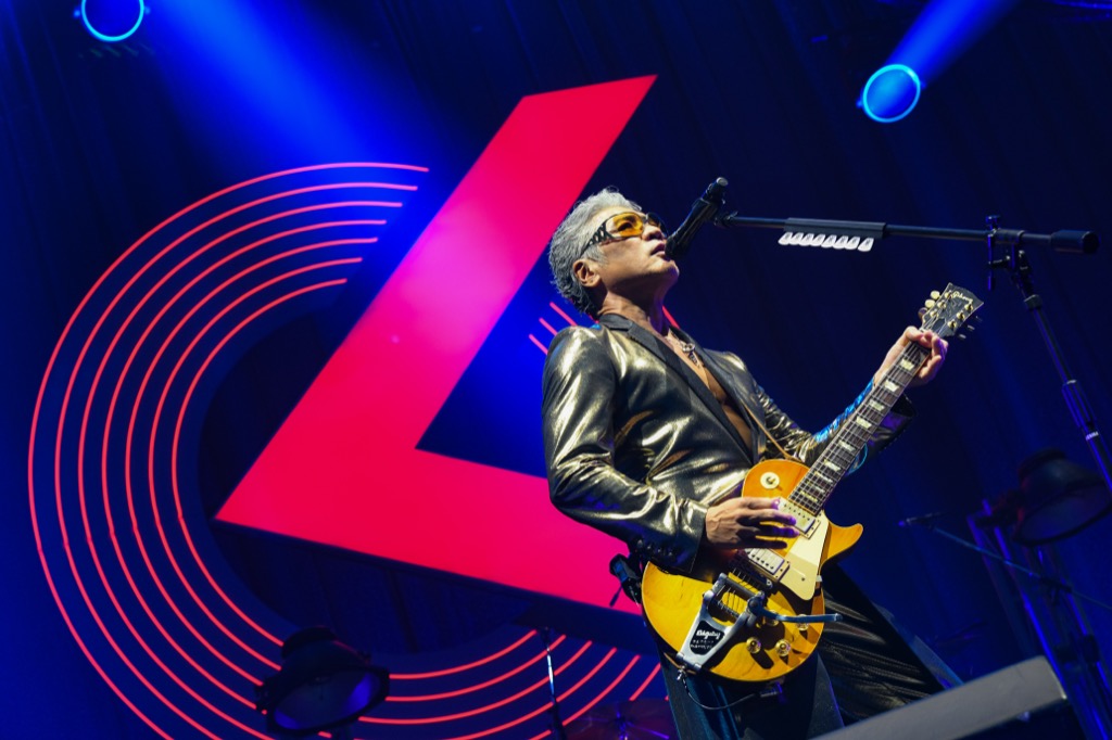 ライブレポート】奥田民生 × 吉川晃司のユニットOoochie Koochie