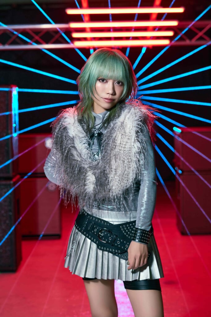 元AldiousのTokiや元LOVEBITESのMiho擁する女性メタルバンド