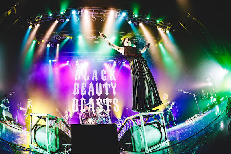 ライブレポート】lynch. 、20周年プロジェクト第6弾＜BLACK BEAUTY