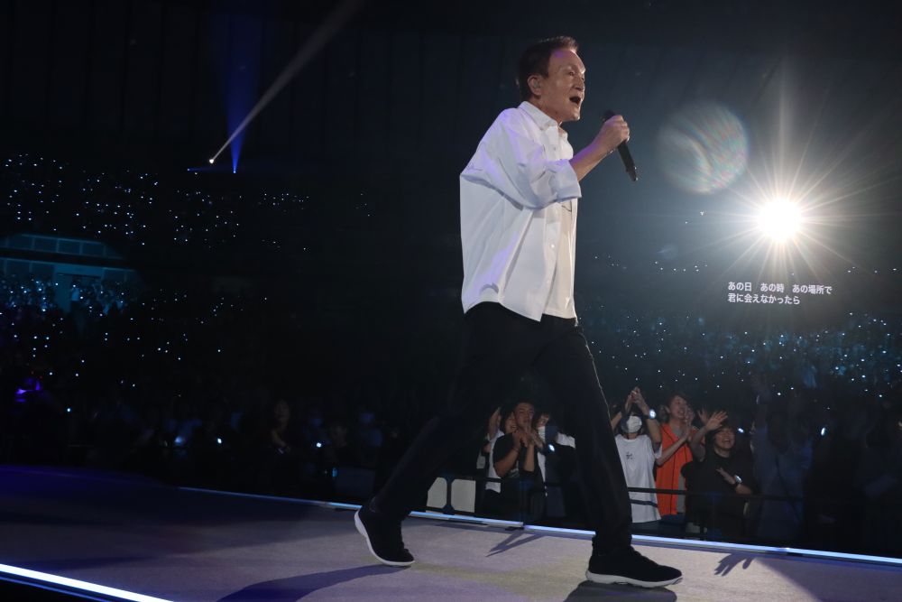 小田和正 フライング 2025 横浜アリーナライブ① 小田和正 フライング 2025 横浜アリーナライブ - メルカリ