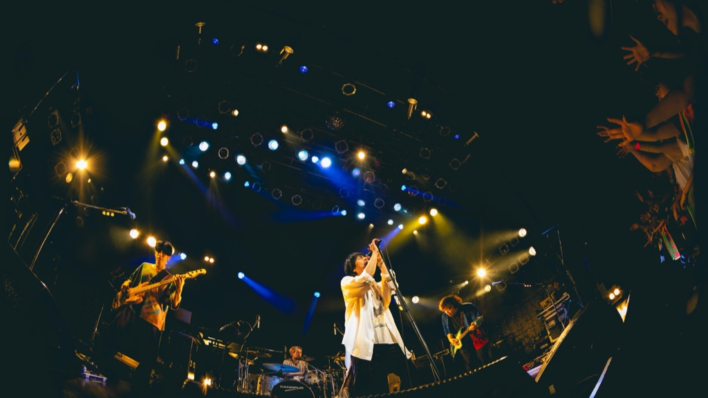 ライブレポート】flumpool、FC限定ツアーは代表曲封印。マイナー曲