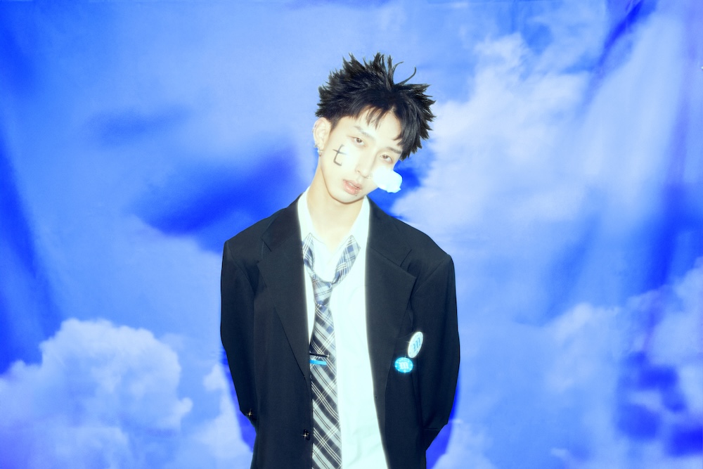 現役高校生アーティスト・MON7A、「NewsPicks」岸谷蘭丸MC新番組