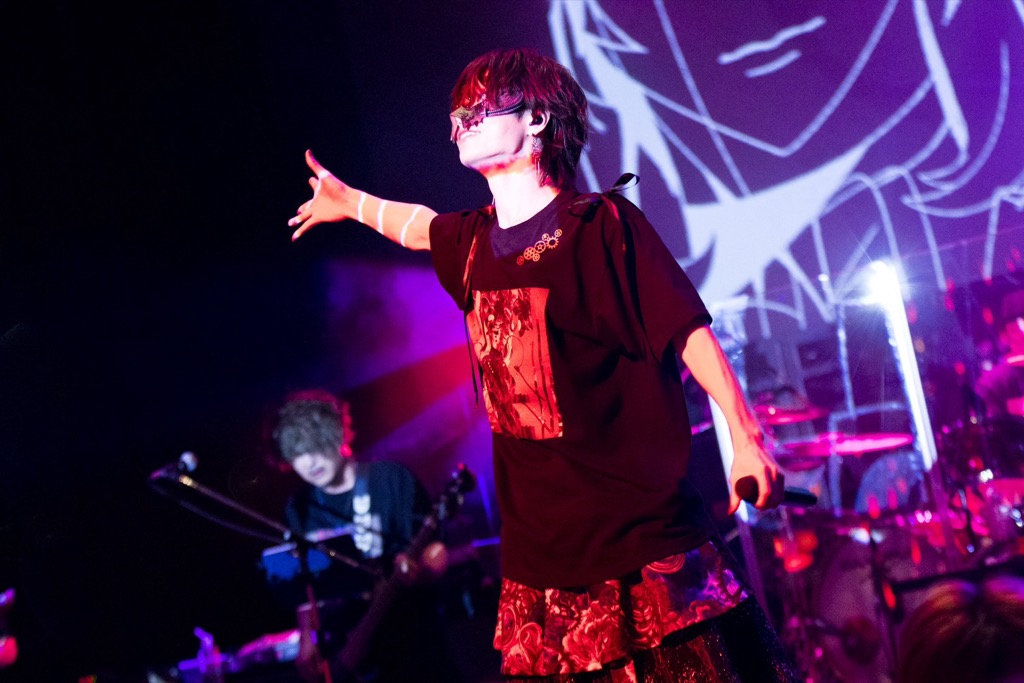 ライブレポート】超学生「いつかは武道館へ。今度は僕が皆さんの心の火