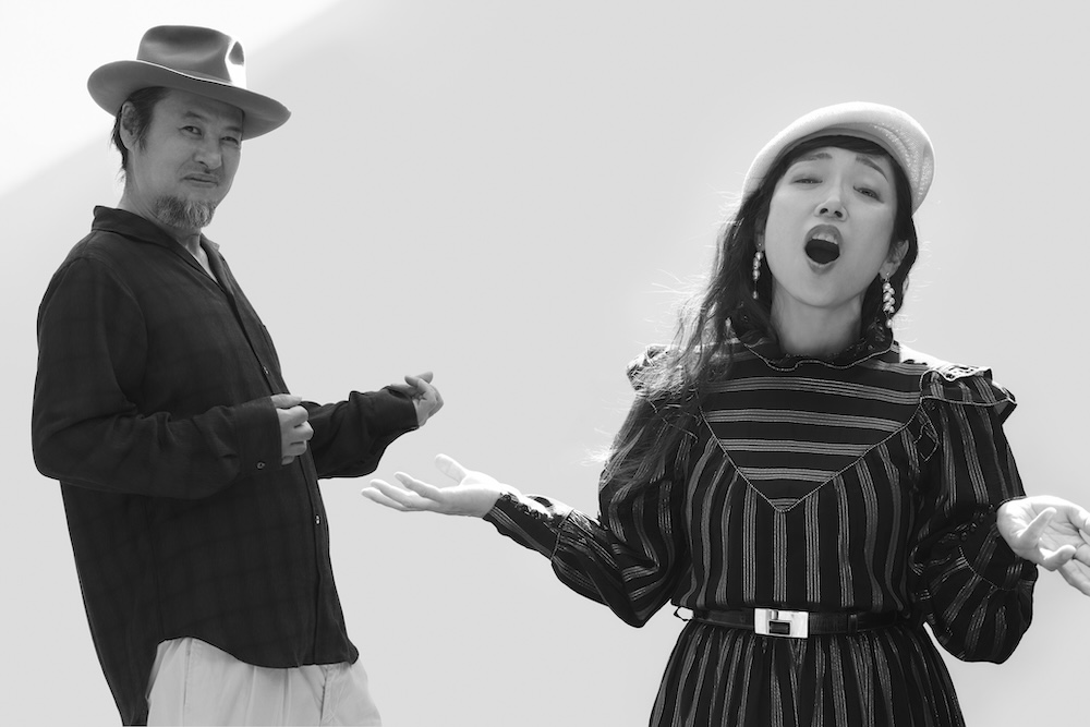 T字路s、新しいアーティスト写真公開。メジャー1stアルバム『MAGIC