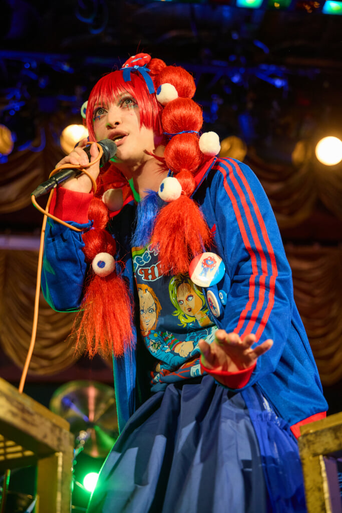 ライブレポート】BugLug、年に一度の特別な遊び場＜秘密ごっこ＞ | BARKS