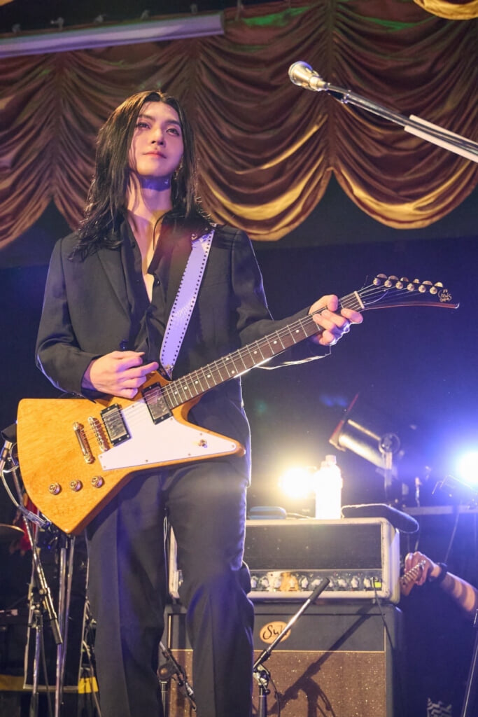 ライブレポート】BugLug、年に一度の特別な遊び場＜秘密ごっこ＞ | BARKS