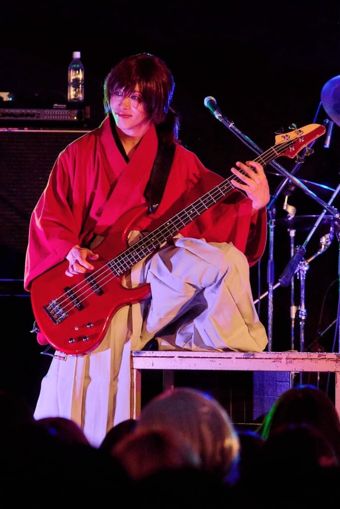 ライブレポート】BugLug、年に一度の特別な遊び場＜秘密ごっこ＞ | BARKS