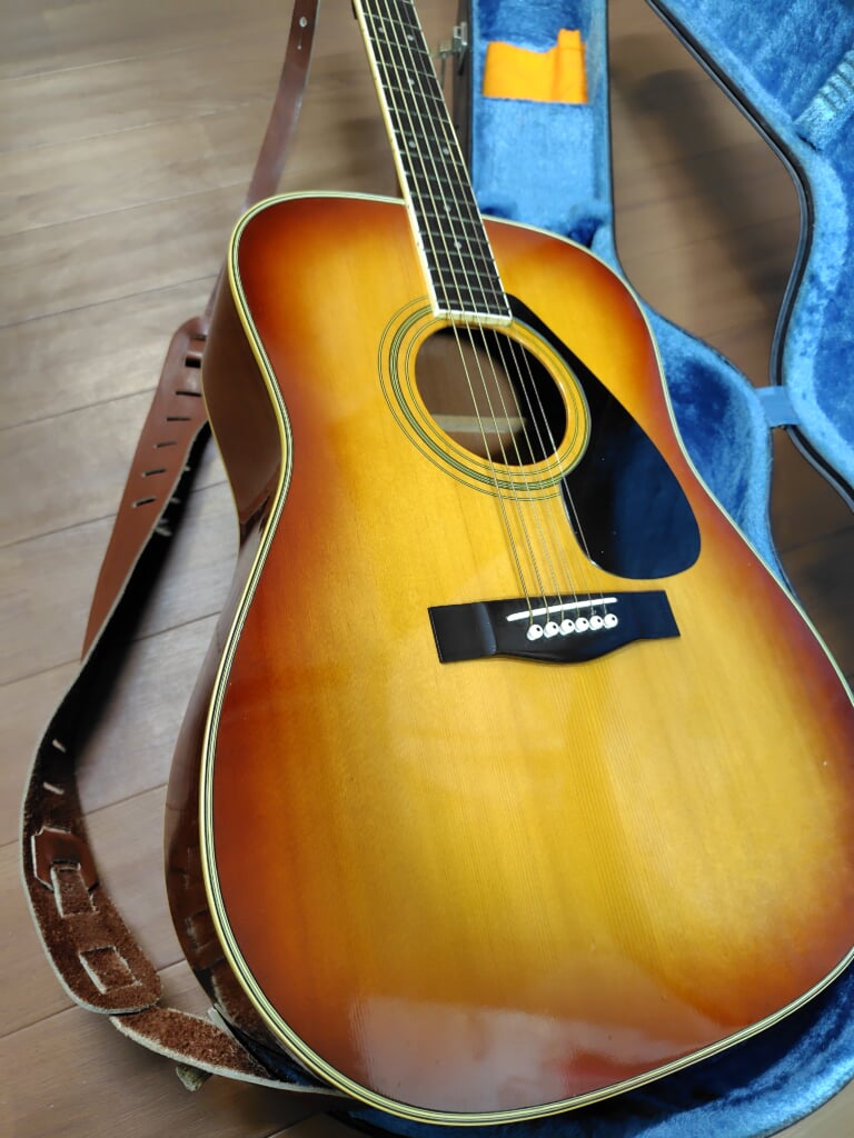 俺の楽器・私の愛機】1926「フォークとは名ばかり？」 | BARKS