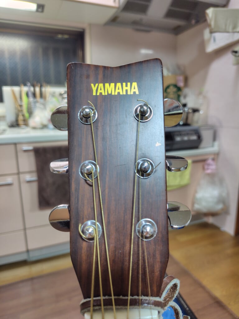 俺の楽器・私の愛機】1926「フォークとは名ばかり？」 | BARKS