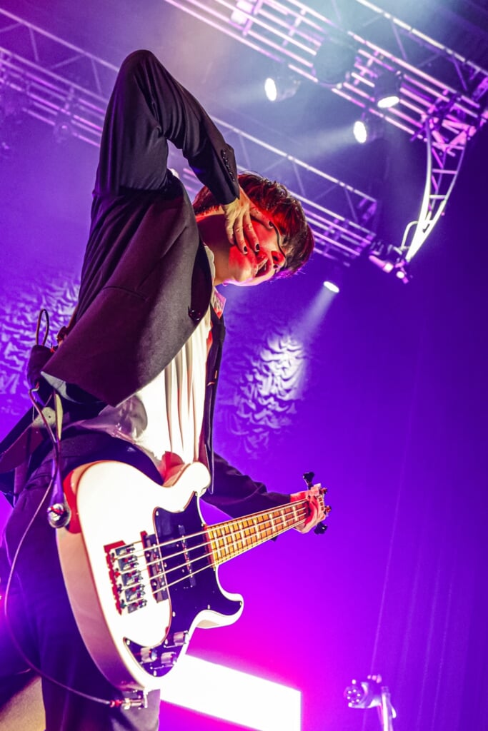 ライブレポート】シド、爆音と激情を交わす＜Dark side＞ツアー