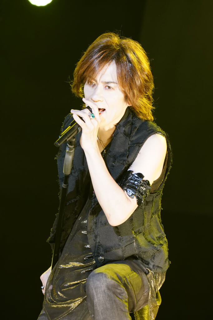 速レポ】＜CROSS ROAD Fest＞、2日間の大トリはLa'cryma Christi「最高