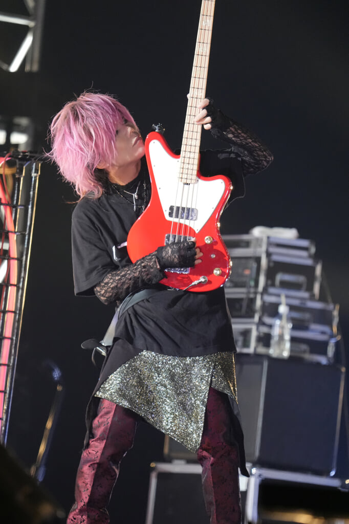 速レポ】＜CROSS ROAD Fest＞、2日間の大トリはLa'cryma Christi「最高