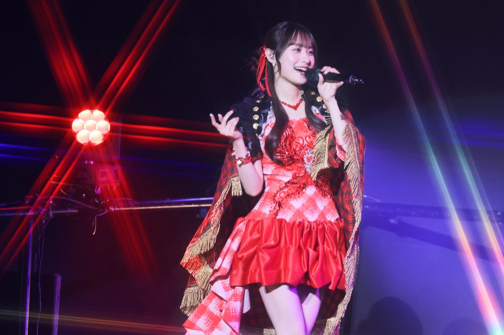 ライブレポート】Juice＝Juice、日本武道館を熱狂させた“Queen”たちの