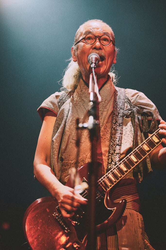 ライブレポート】人間椅子、理想郷に到達した＜まほろば＞ツアー