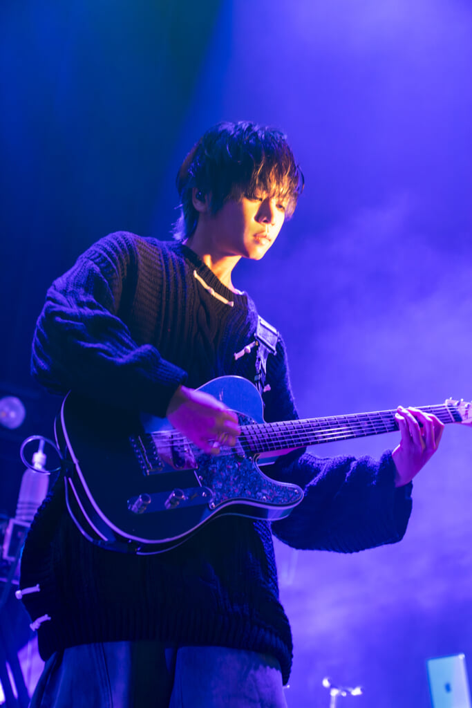 ライヴレポート】AKi、キズを迎えた対バン公演＜NO BORDER.＞と