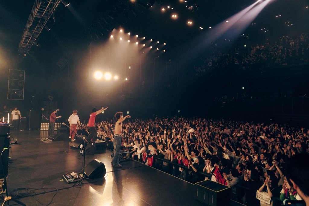 OKAMOTO'S、AL『4EVER』を掲げた全国ツアー完走。8月に東名阪ホール