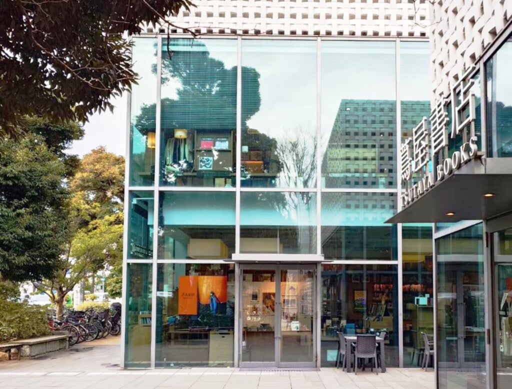 ZARD、35周年記念＜ZARD 代官山 Gallery＞オープン | BARKS