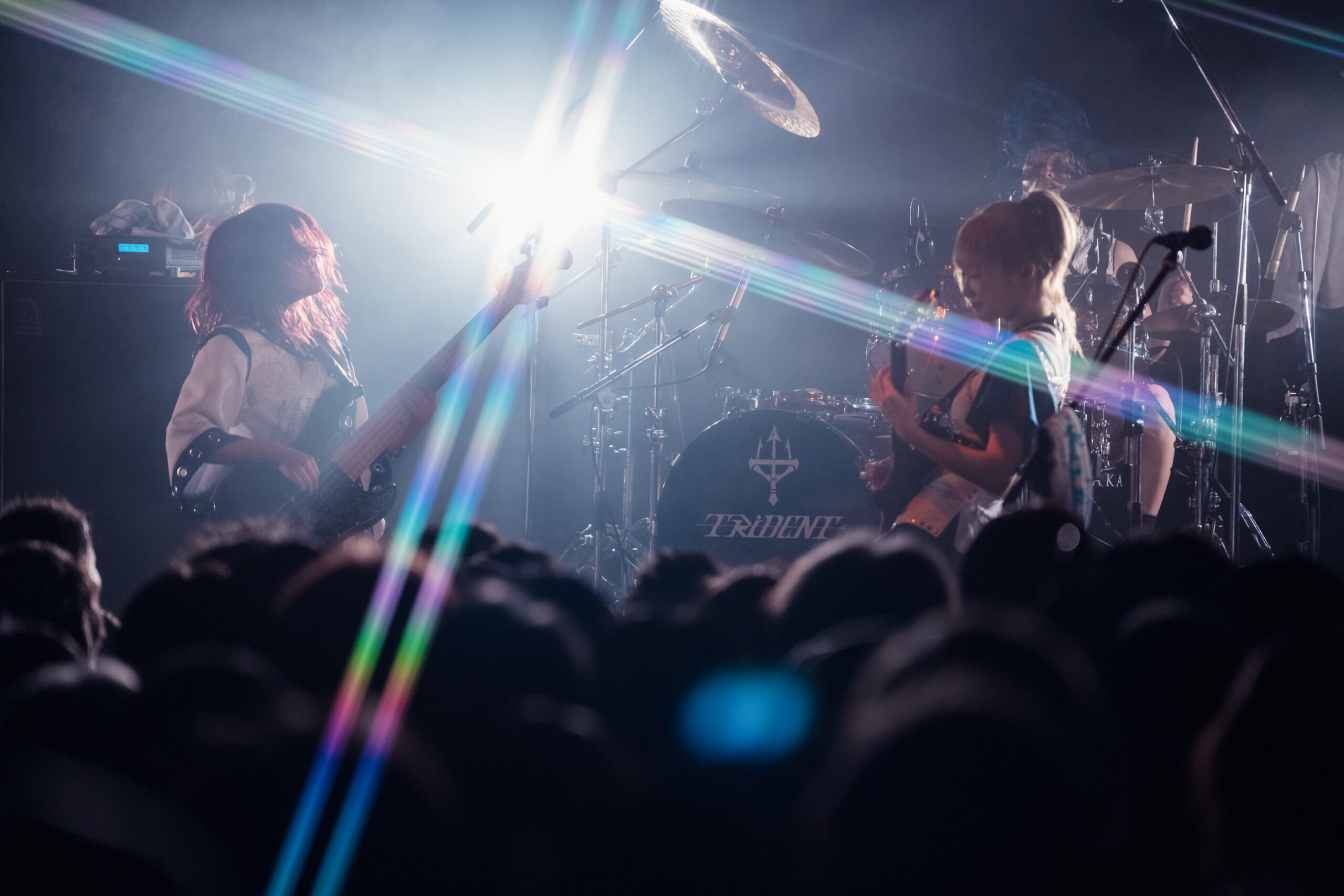 ライブレポート】TRiDENT、次章への意志を刻み込んだ＜BLUE DAWN TOUR