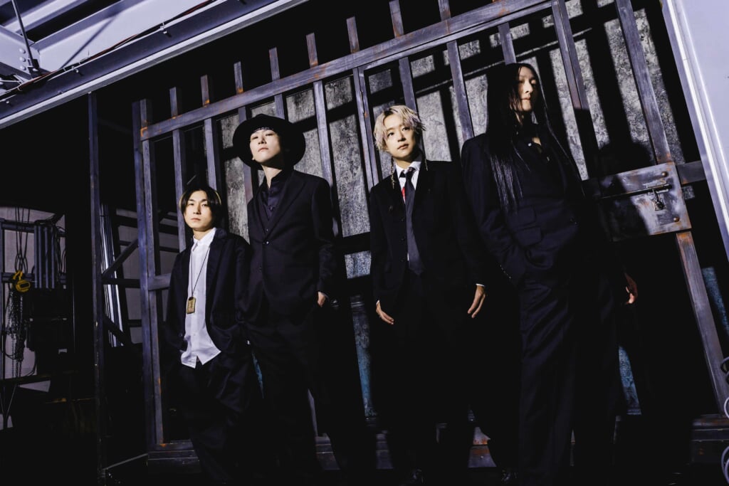 the god and death stars、全国ツアー前に3人編成時代の66曲を一斉配信