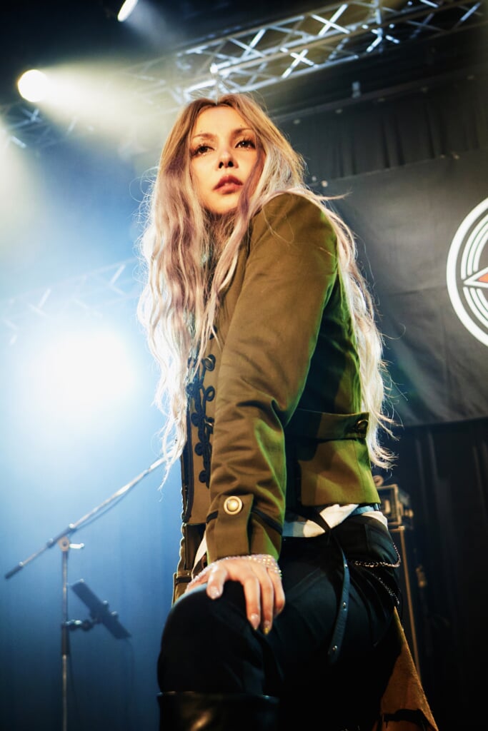 ライブレポート】上木彩矢、20周年記念公演＜Return to ZERO