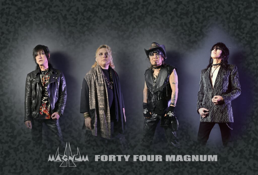 ライブレポート】44MAGNUM、4月4日の“聖なる日”に鳴らした現在地と身体