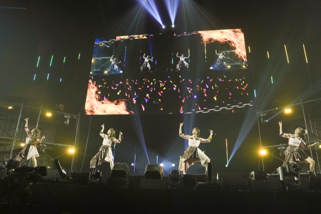 ライブレポート】ももいろクローバーZ、結成18周年記念＜東京もも