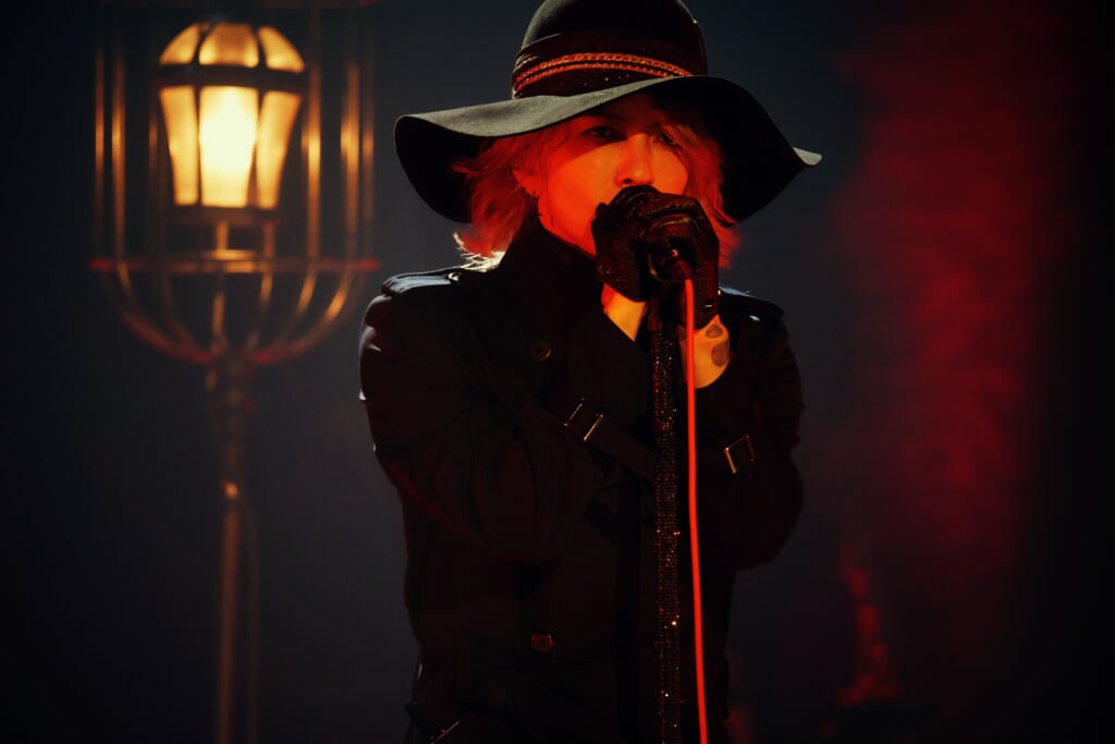 ライヴレポート】HYDE、故郷で特別公演＜JEKYLL in Wakayama＞開催