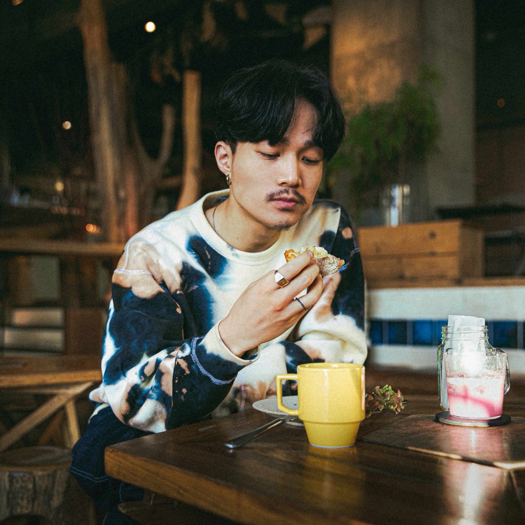 ExWHYZ - visual '00:00' dari BARKS