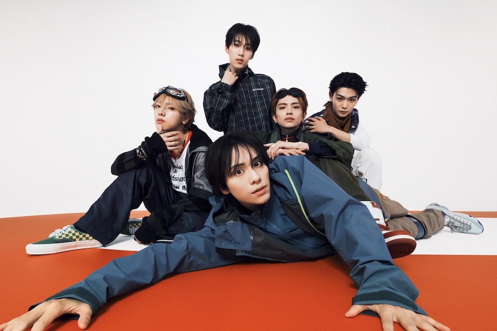WILD BLUE、1stアルバム『CURVE』のジャケ写＆新アー写公開 | BARKS