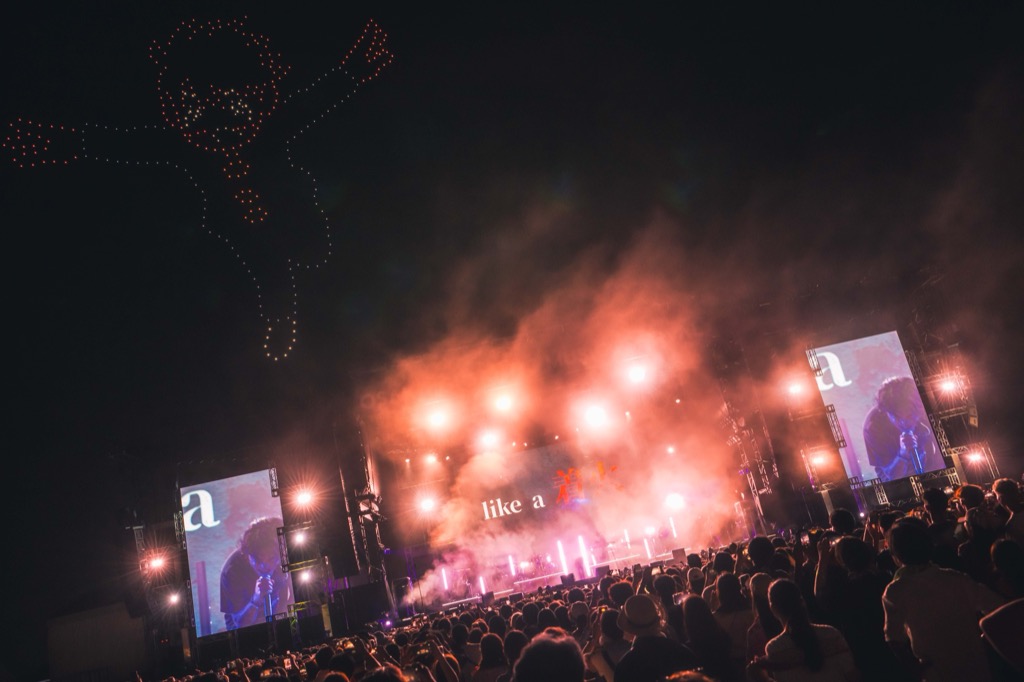 優里、＜OSAKA GIGANTIC MUSIC FESTIVAL 2026＞で「サンダーボルト」初