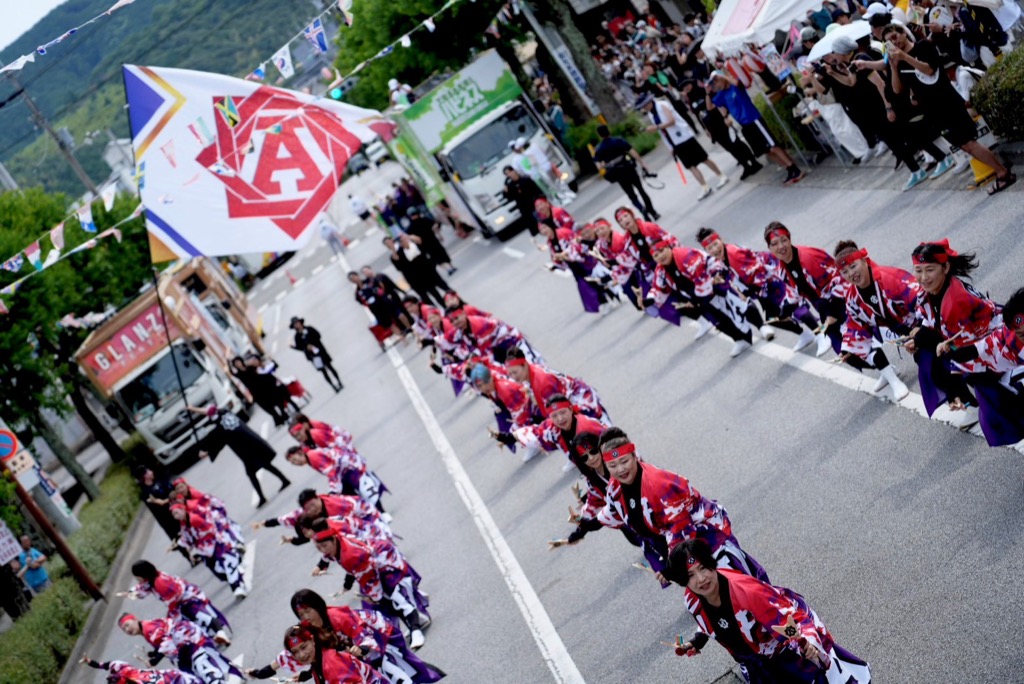 THE ALFEEよさこい組 美麗乱舞祭、高知よさこい祭りで見事に演舞