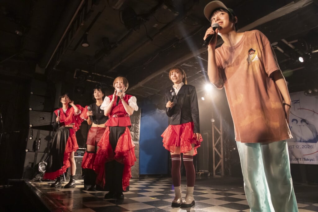 ライブレポート】ExWHYZ、PEDROとのラストツーマン＜PEDROWHYZ＞開催
