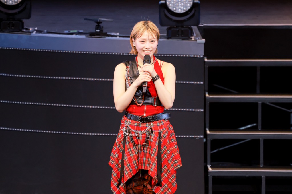 ライブレポート】アンジュルム、橋迫鈴が卒業を発表。秋ツアー初日に