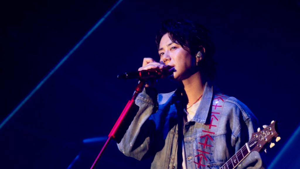 SPITZ JAMBOREE TOUR 2009“さざなみOTR カスタム”＞【フォトアルバム